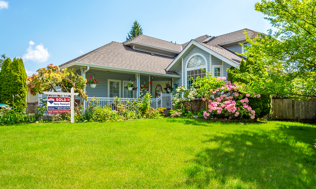 The 5 Key Advantages of Buying a Home This Spring Main Image