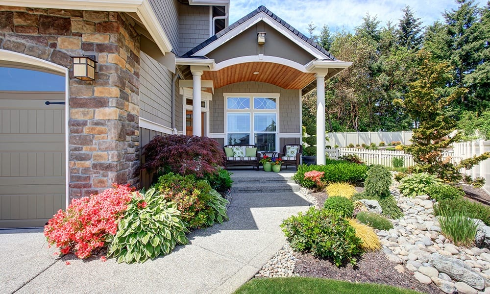 12 Easy Ways to Boost Your Home’s Curb Appeal This Spring Main Image