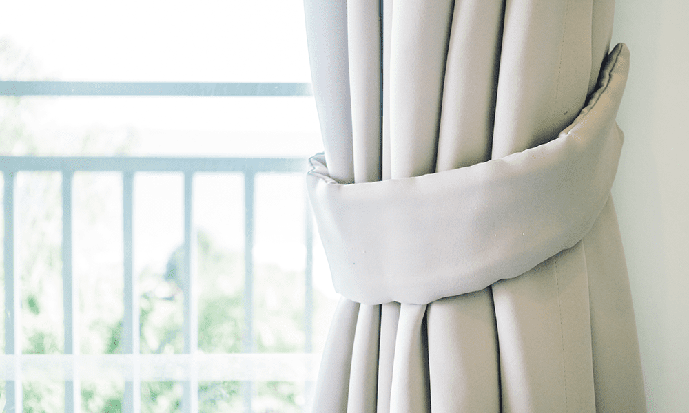 Home Décor 101: Essential Tips Every Homeowner Should Know Drapes Image