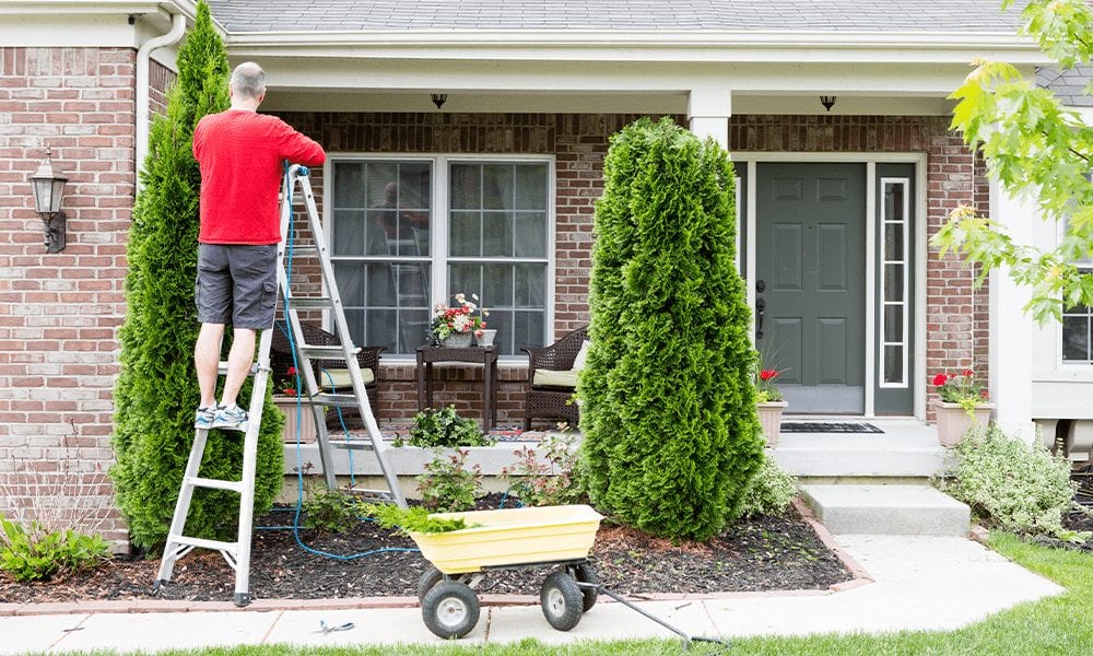 7 Outdoor (and Indoor) Home Maintenance Tips For This Spring Featured Image