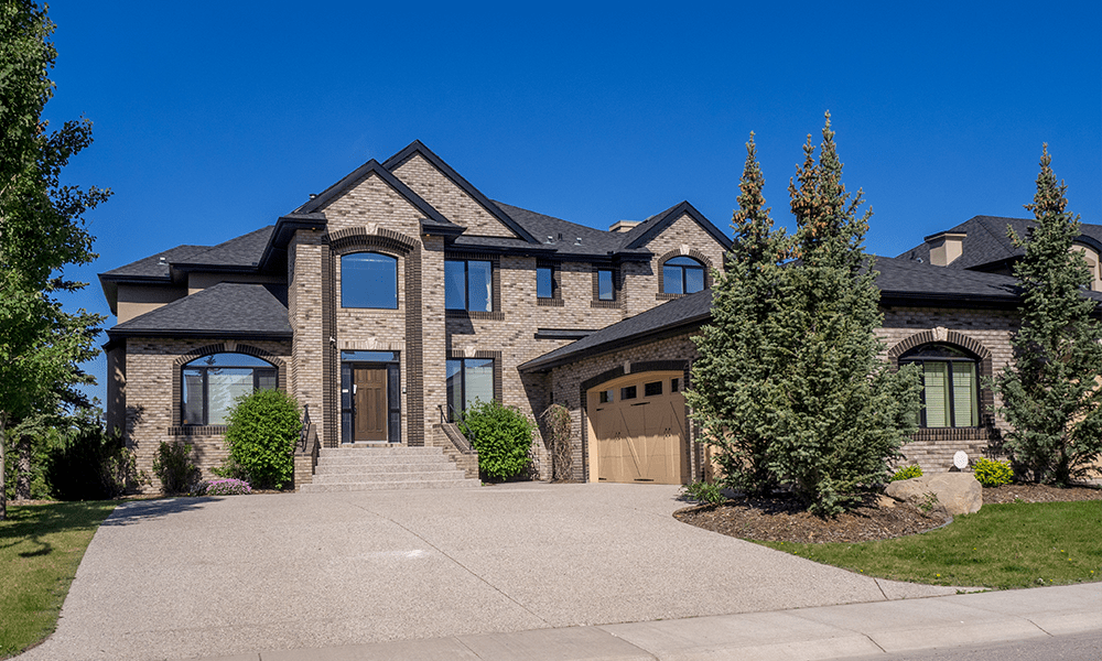 Luxury Living in Edmonton: Magrath Heights Featured Image